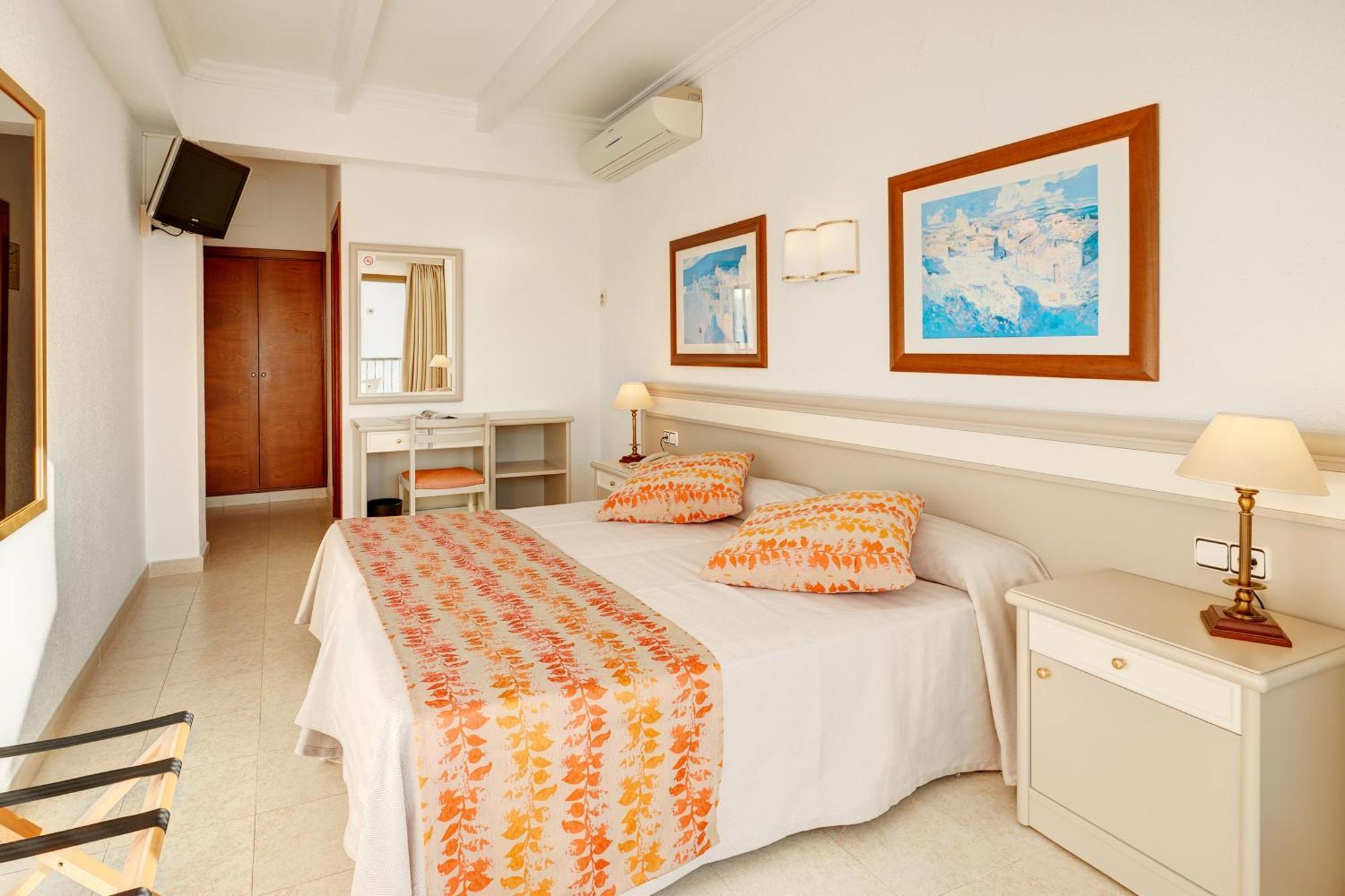 Hotel More Alcudia  Oda fotoğraf